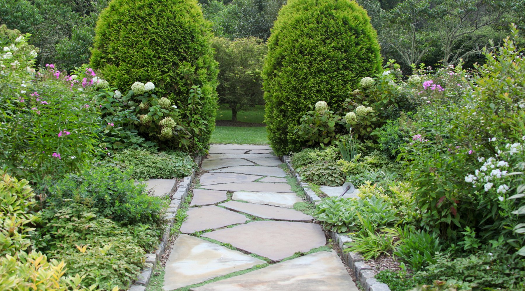 How to Paint Garden Walkways: Slip-Resistant and Weatherproof Solutions - PaintOutlet.co.uk