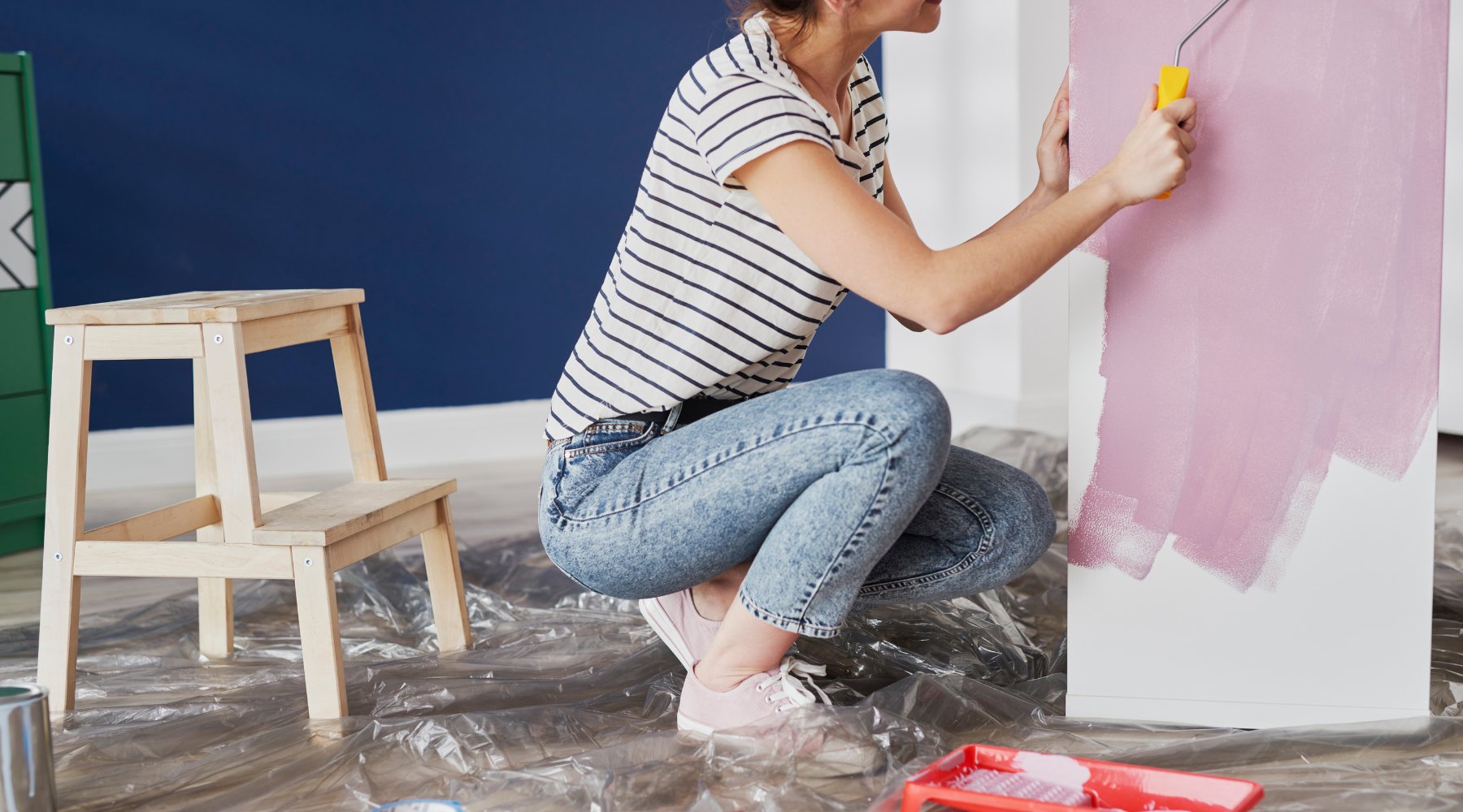 How to Paint Interior Furniture: A Step-by-Step Guide - PaintOutlet.co.uk