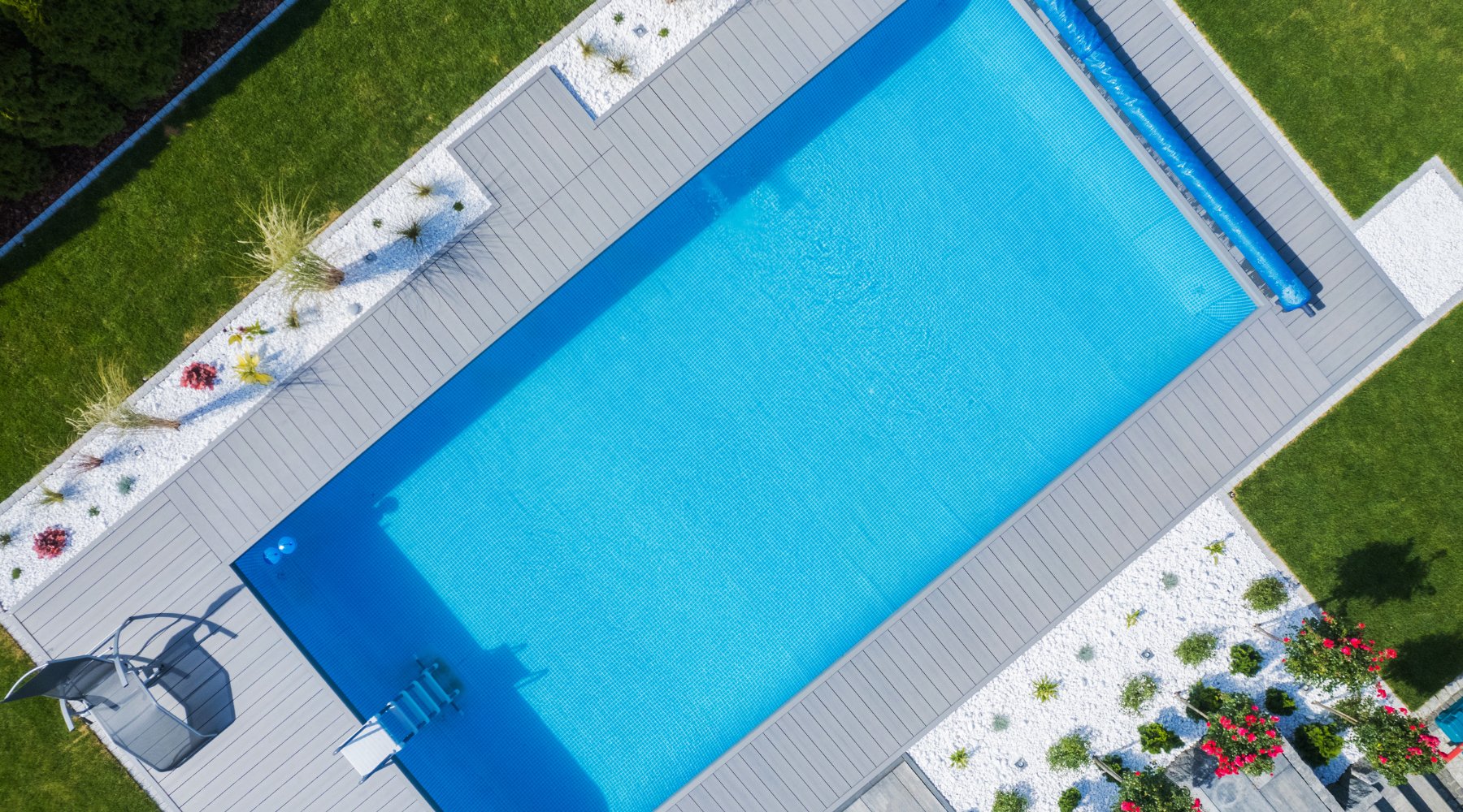 How to Paint Swimming Pool Areas: Anti-Slip and Water-Resistant Paint - PaintOutlet.co.uk